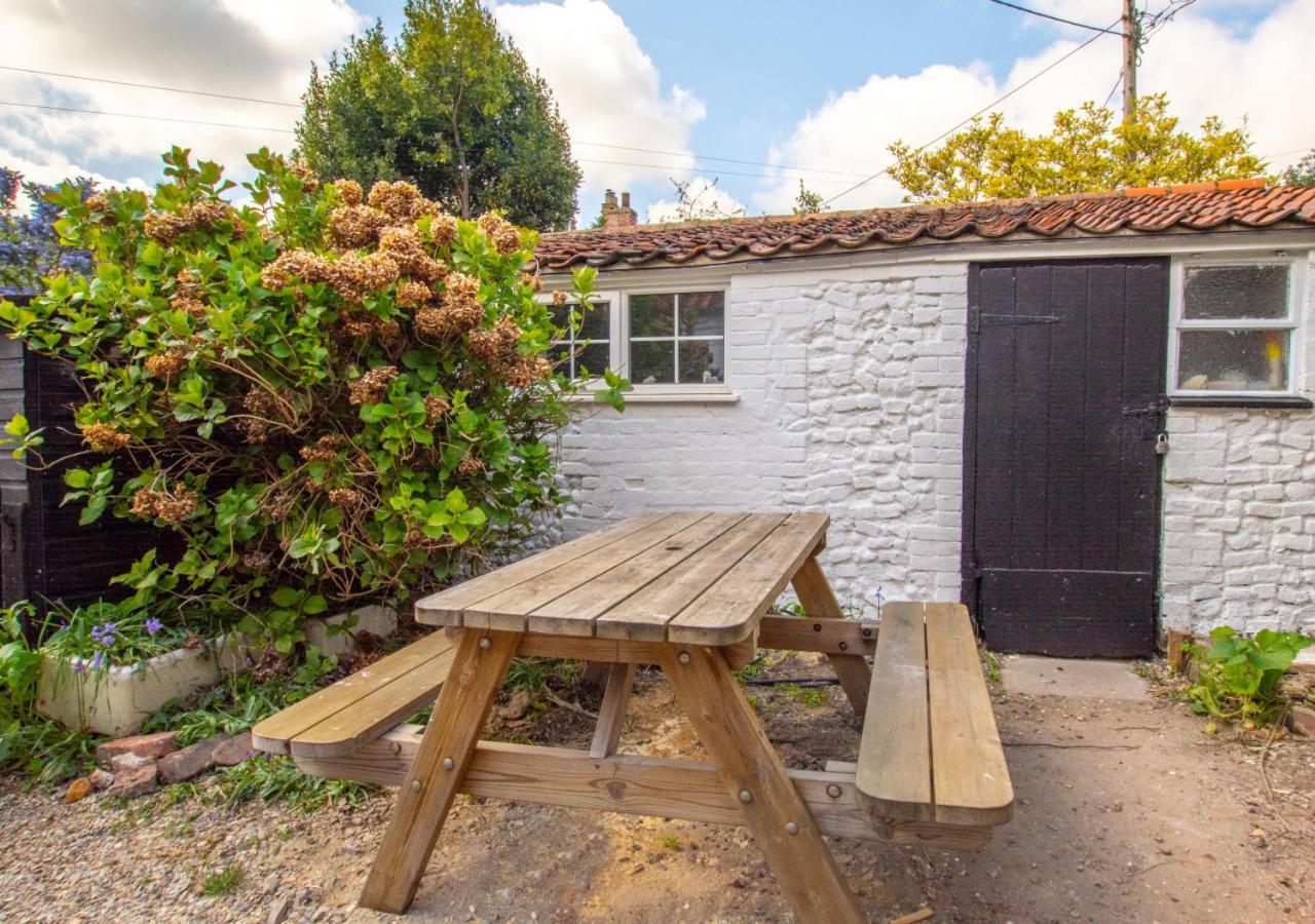 Villa The Old Sweet Shop Wells-next-the-Sea Esterno foto